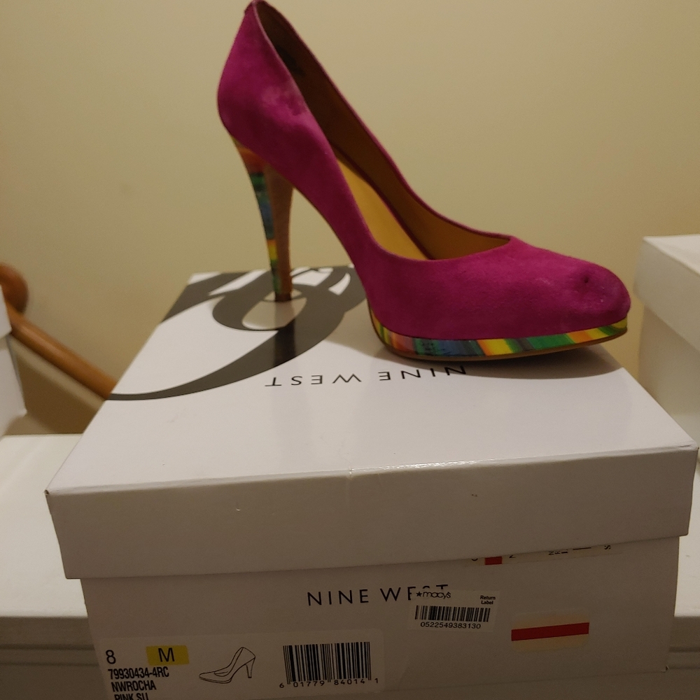Shoes - Picture 2 of 2